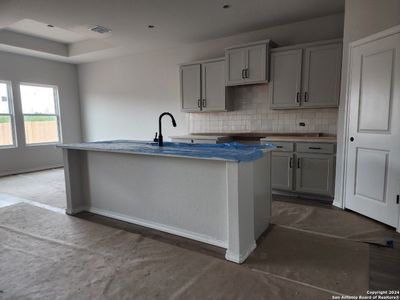 New construction Single-Family house 7915 Viper Cove, San Antonio, TX 78253 Carter Homeplan- photo 4 4