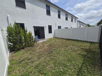New construction Townhouse house 586 Nw 203 Ter, Miami Gardens, FL 33169 - photo 36 36