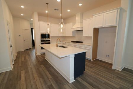 New construction Single-Family house 17321 Merlot Skies Street, Conroe, TX 77302 - photo 4 4