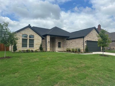 New construction Single-Family house 105 Thoroughbred Street, Waxahachie, TX 75165 - photo 2 2