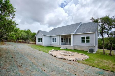 New construction Single-Family house 2810 Wilson Ave, Lago Vista, TX 78645 - photo 29 29