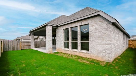 New construction Single-Family house 1833 Luna Street, New Braunfels, TX 78132 Design 2504W- photo 14 14