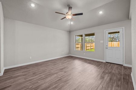 New construction Single-Family house 7998 S. Ww White Road, San Antonio, TX 78222 - photo 9 9