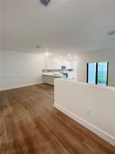 New construction Townhouse house 4269 Nw 83Rd Path, Unit 4269, Doral, FL 33166 - photo 5 5
