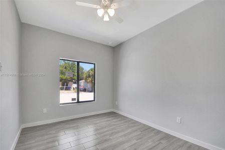 New construction Single-Family house 1033 W 32Nd Street, Riviera Beach, FL 33404 - photo 28 28