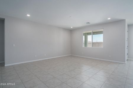 New construction Single-Family house 24519 W Hilton Avenue, Buckeye, AZ 85326 Plan 6- photo 6 6