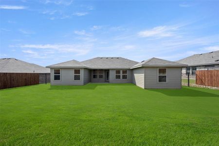 New construction Single-Family house 2646 Streamside Drive, Burleson, TX 76028 Alderbury II- photo 27 27