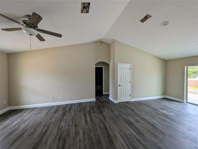 New construction Single-Family house 228 Locust Pass Loop, Ocala, FL 34472 - photo 6 6