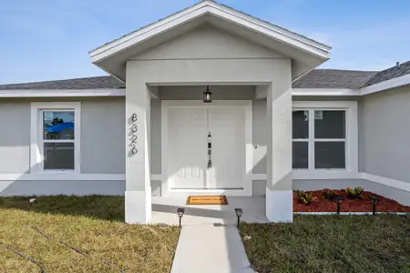 New construction Single-Family house 8326 103Rd Ave, Vero Beach, FL 32967 - photo 5 5