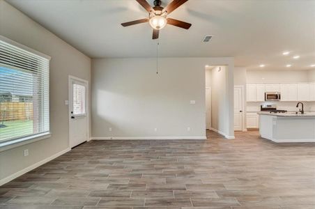 New construction Single-Family house 1327 Wicklow Forest Street, Magnolia, TX 77354 The Penmark- photo 10 10