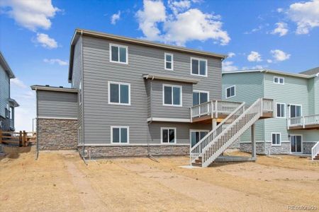 New construction Single-Family house 3322 N Highlands Creek Parkway, Aurora, CO 80019 Vail II- photo 30 30