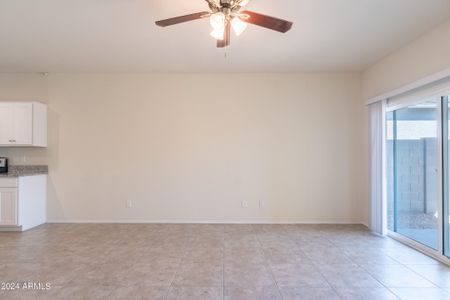 New construction Single-Family house 7843 W Riverside Avenue, Phoenix, AZ 85043 - photo 5 5