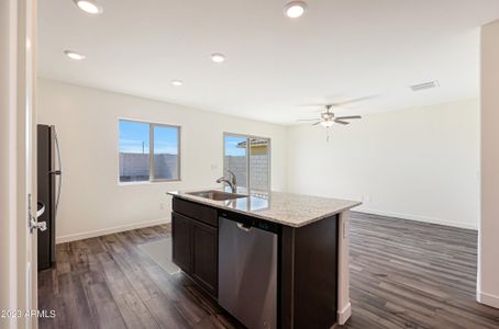 New construction Single-Family house 1083 W 20Th Street, Florence, AZ 85132 - photo 6 6