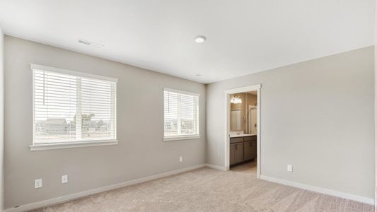 New construction Single-Family house 4725 Antler Way, Johnstown, CO 80534 - photo 18 18