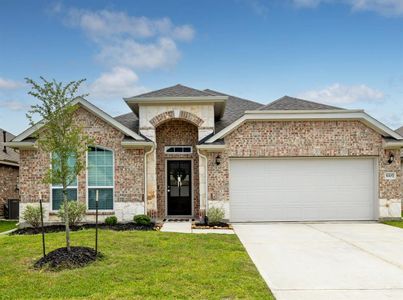 New construction Single-Family house 5307 Cascade Court, Alvin, TX 77511 - photo 0 0