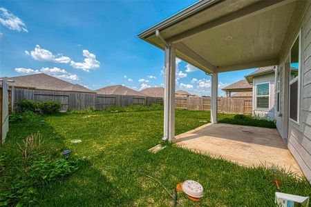 New construction Single-Family house 1206 Muscadine Hollow Lane, Richmond, TX 77406 - photo 37 37