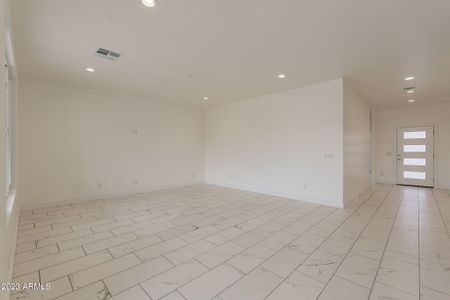 New construction Single-Family house 9391 W Madero Drive, Arizona City, AZ 85123 - photo 10 10