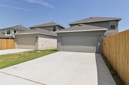 New construction Single-Family house 917 Paddock Lane, Georgetown, TX 78626 - photo 28 28