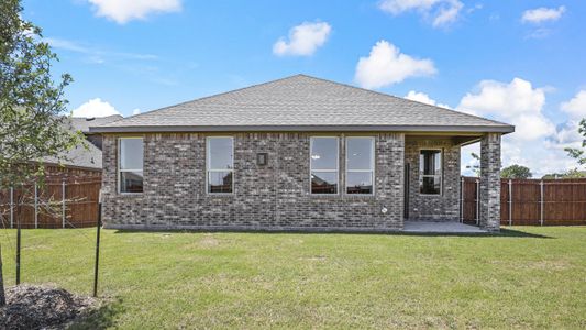 New construction Single-Family house 5048 Blazer Way, Garland, TX 75043 - photo 28 28