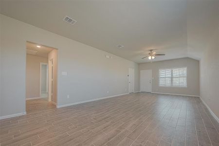 New construction Single-Family house 13104 Villa Sola Drive, Texas City, TX 77568 - photo 9 9
