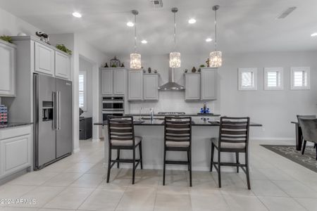 New construction Single-Family house 27368 W Osprey Drive, Buckeye, AZ 85396 - photo 8