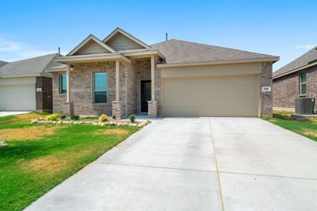 New construction Single-Family house 536 Ranchito Pass, Fort Worth, TX 76052 - photo