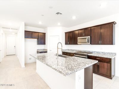 New construction Single-Family house 25143 N 160Th Avenue, Surprise, AZ 85387 Sierra- photo 5 5