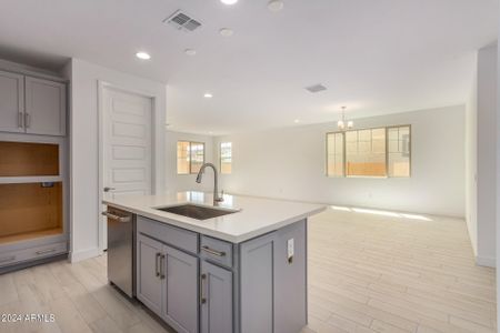 New construction Single-Family house 7815 E Quartet Avenue, Mesa, AZ 85212 Turquoise- photo 7 7