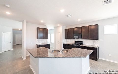 New construction Single-Family house 228 Antelope Valley, San Antonio, TX 78253 Gemini- photo 6 6