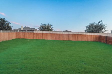 New construction Single-Family house 1412 Whitetail Lane, Azle, TX 76020 Bailey- photo 29 29