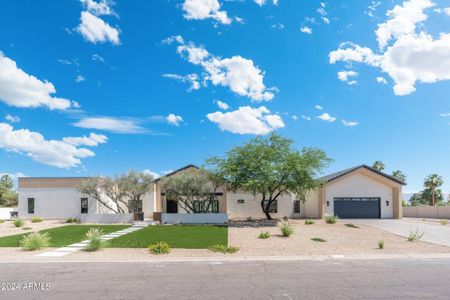 New construction Single-Family house 8014 E Sharon Drive, Scottsdale, AZ 85260 - photo 7 7