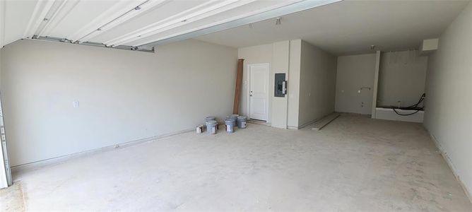 New construction Single-Family house 505 Palo Brea Loop, Hutto, TX 78634 Wyatt Homeplan- photo 35 35