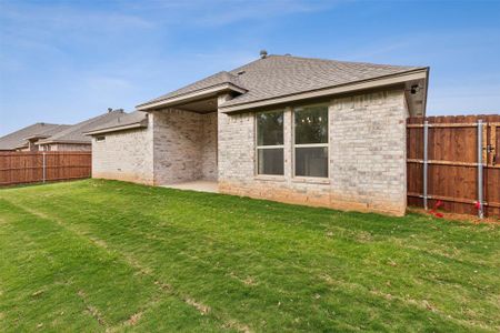 New construction Single-Family house 728 Jameson, Springtown, TX 76082 - photo 28 28