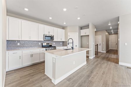 New construction Single-Family house 3527 N Duquesne Court, Aurora, CO 80019 Pike- photo 8 8