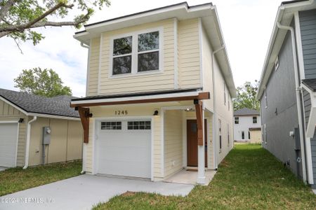 New construction Single-Family house 1245 Pangola Drive, Jacksonville, FL 32205 - photo 1 1