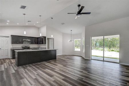 New construction Single-Family house 11280 Wood Owl Avenue, Weeki Wachee, FL 34614 - photo 3 3