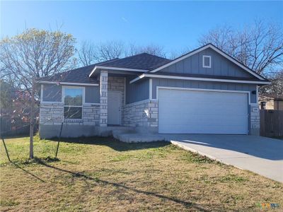 New construction Single-Family house 112 Preslar Ave, Florence, TX 76527 - photo 0 0