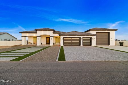 New construction Single-Family house 6105 N 174Th Avenue, Waddell, AZ 85355 - photo 3 3