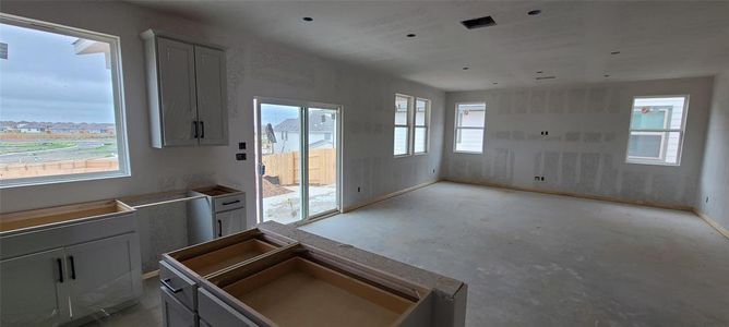 New construction Single-Family house 518 Palo Brea Loop, Hutto, TX 78634 Colton Homeplan- photo 7 7