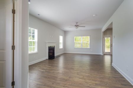 New construction Single-Family house 1633 Fire Tower Road, Sanford, NC 27330 - photo 22 22