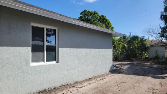 New construction Single-Family house 1112 S 7Th Street, Fort Pierce, FL 34950 - photo 9 9