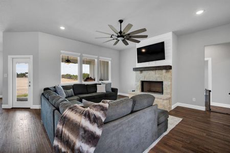 New construction Single-Family house 341 Sharla Smelley Road, Weatherford, TX 76088 - photo 7 7