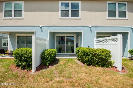 New construction Townhouse house 636 Yellow Oaks Lane, Orange Park, FL 32065 - photo 22 22