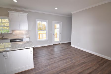 New construction Single-Family house 1148 Green Road, Spring Hope, NC 27882 - photo 2 2