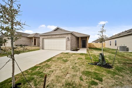 New construction Single-Family house 19915 Lonesome Dove, Lytle, TX 78052 RC SOMERVILLE- photo 6 6