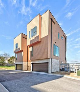 New construction Single-Family house 6821 Wolfcreek Pass, Unit 1, Austin, TX 78749 Flora- photo 0 0