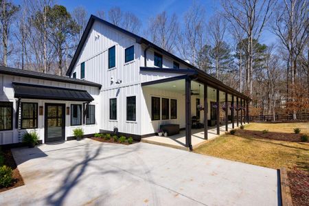 New construction Single-Family house 14389 Cogburn Road, Milton, GA 30004 - photo 0 0