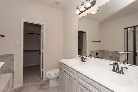 New construction Townhouse house 8918 Grovner Place, Houston, TX 77055 - photo 28 28