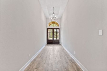New construction Single-Family house 750 Grand Central Parkway, Conroe, TX 77304 - photo 16 16