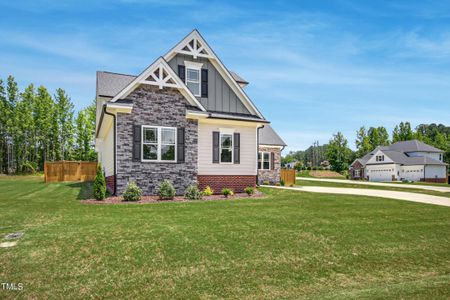 New construction Single-Family house 16 Batten Hill Lane, Selma, NC 27576 - photo 1 1